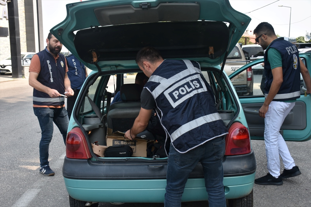 İçişleri Bakanlığı “Huzurlu Sokaklar Uygulaması” yaptı