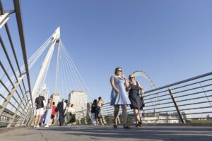 - Aşırı sıcak hava dalgasının etkisini yarın akşama kadar sürdürmesi