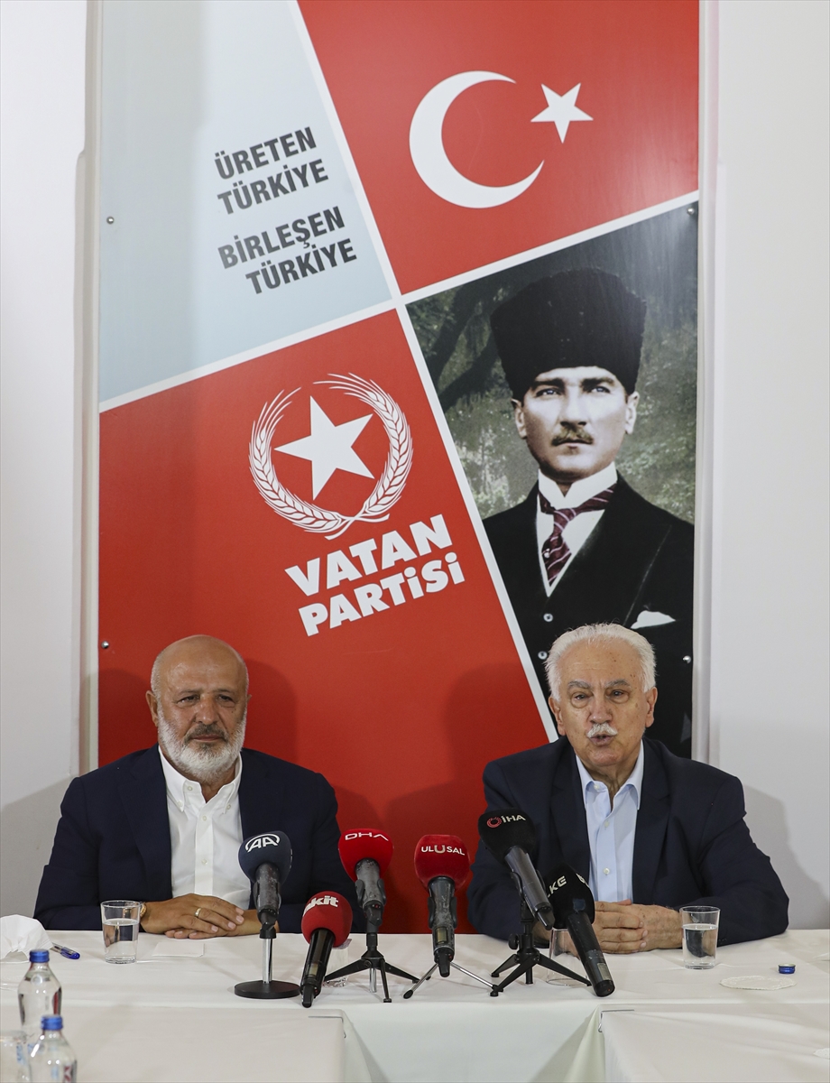 İş insanı Ethem Sancak, Vatan Partisi'ne katıldı