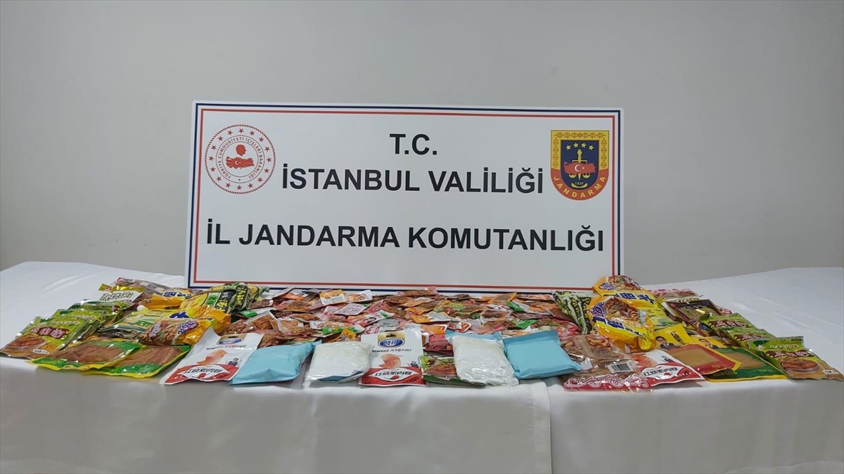 İstanbul'da baharat ambalajlarında 10 kilogram uyuşturucu madde ele geçirildi