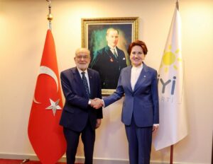 ANKARA (AA) – İYİ Parti Genel Başkanı Meral Akşener ve