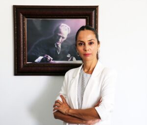 İZMİR (AA) – İzmir'in Buca ilçesinde tecavüze uğradıktan sonra bıçaklanarak