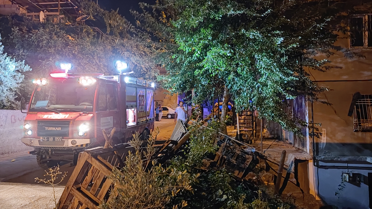 Kahramanmaraş'ta evde çıkan yangında anne ve oğlu yaralandı