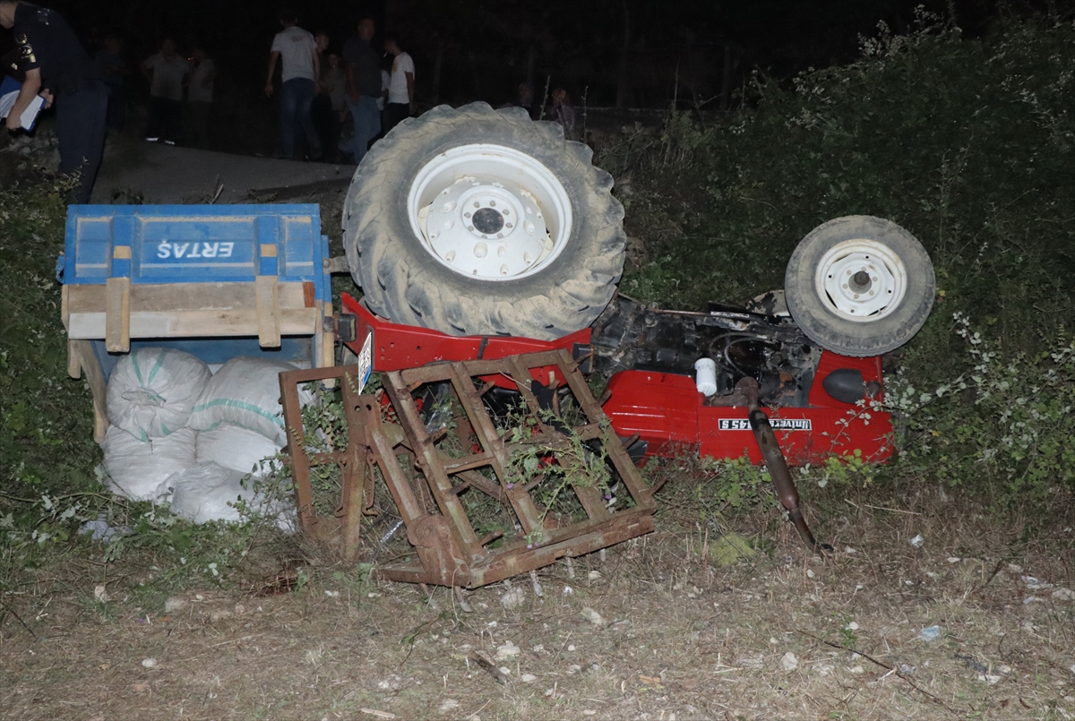 Kocaeli'de traktörün devrildiği kazada 1 kişi öldü, 3 kişi yaralandı