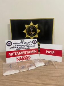 KÜTAHYA (AA) – Kütahya'da düzenelenen uyuşturucu operasyonunda gözaltına alınan 4