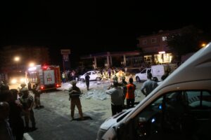 0GAZİANTEP (AA) – Gaziantep’te meydana gelen trafik kazasında 16 kişi