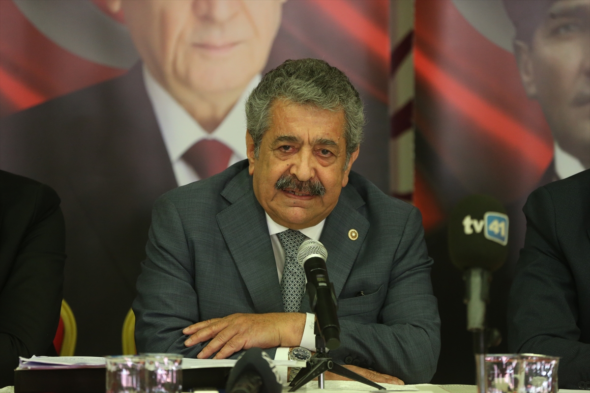 MHP Genel Başkan Yardımcısı Yıldız, Kartepe İlçe İstişare Toplantısı'nda konuştu: