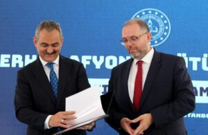 - "Kültür tarihiyle ilgili bir ders çalışmamız var. Yeni bir