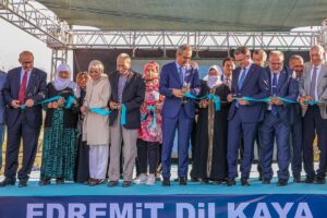 - "Türkiye'de ilk kez yetişkin ve çocukların aynı mekanda buluştuğu