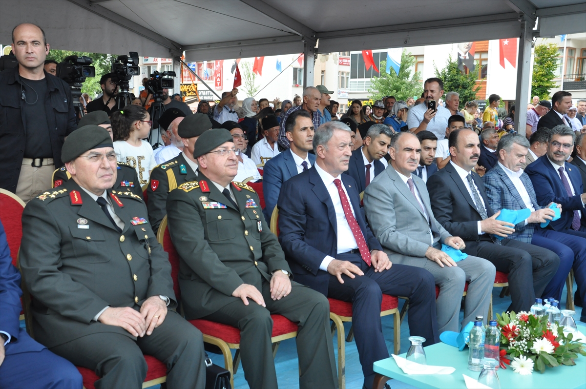 Milli Savunma Bakanı Akar, Akşehir Onur Günü'nde konuştu: