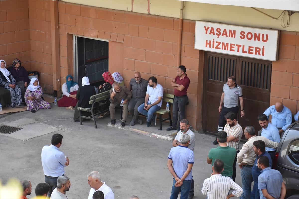 Şırnak'ta bir kişi eşi ve 3 kızını uyurken pompalı tüfekle öldürdü