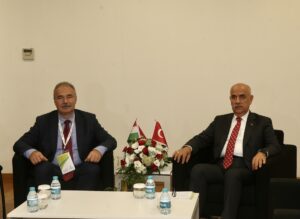 - "Macaristan'ı, Türkiye'nin gerçek dostu ve müttefiki olarak görüyoruz. Ticaret