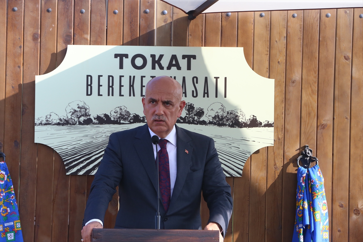 Tarım ve Orman Bakanı Kirişci, Tokat'ta “Bereket Hasadı Programı”nda konuştu: