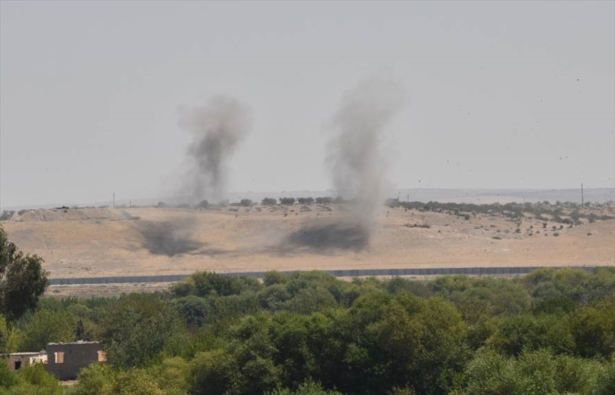 Terör örgütü YPG/PKK Karkamış ilçesine havan mermisi attı