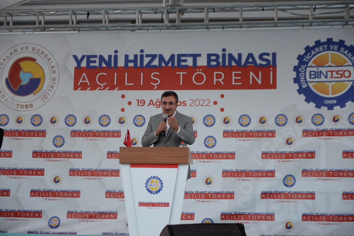 TOBB Başkanı Hisarcıklıoğlu, Bingöl Ticaret ve Sanayi Odası hizmet binasının açılışında konuştu: