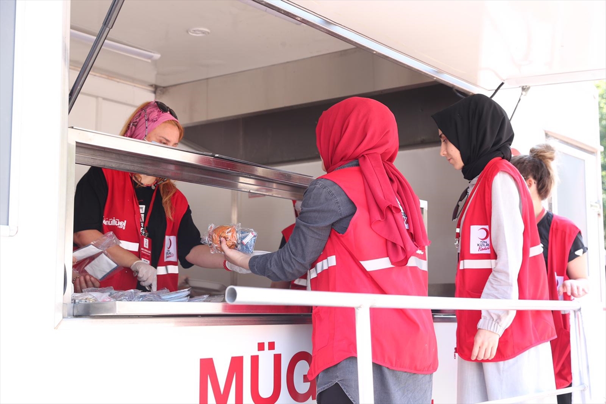 Türk Kızılay kadın afet gönüllüleri yetiştiriyor