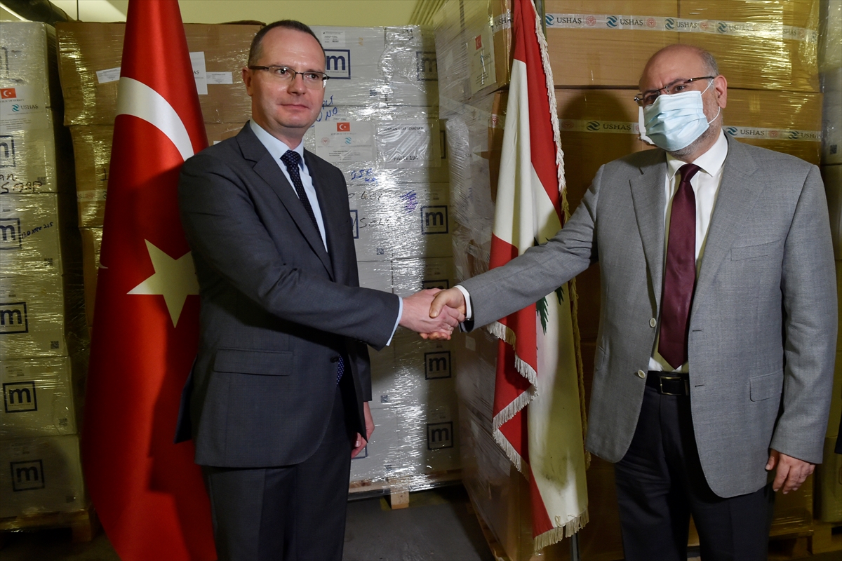 Türkiye Lübnan'a 90 ton tıbbi malzeme ve ilaç hibe etti