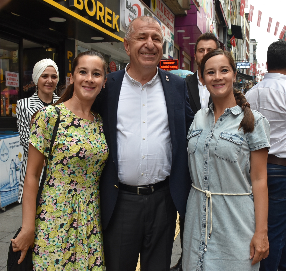 Zafer Partisi Genel Başkanı Ümit Özdağ, Giresun'da ziyaretlerde bulundu