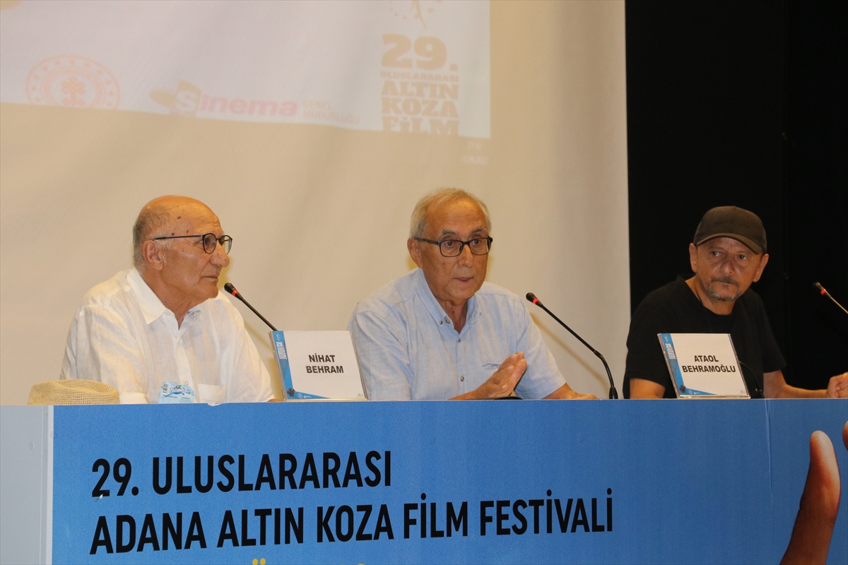 29. Uluslararası Adana Altın Koza Film Festivali'nde “Sinemada şiir” söyleşisi yapıldı