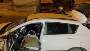 ADANA (AA) – Adana'da uygulama yapan polis ekiplerinden kaçmaya çalışan