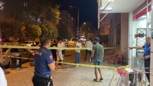 ADIYAMAN (AA) – Adıyaman'da berber dükkanına silahlı saldırı düzenlendi. Alitaşı