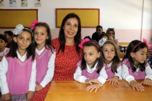 AĞRI (AA) – Ağrı'da 6 yaşındaki beşiz kız çocukları, okullu