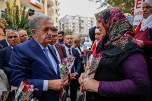 - "Annelerin buradaki direnişi, kamuoyu oluşturmaları son derece kıymetlidir. Diliyoruz