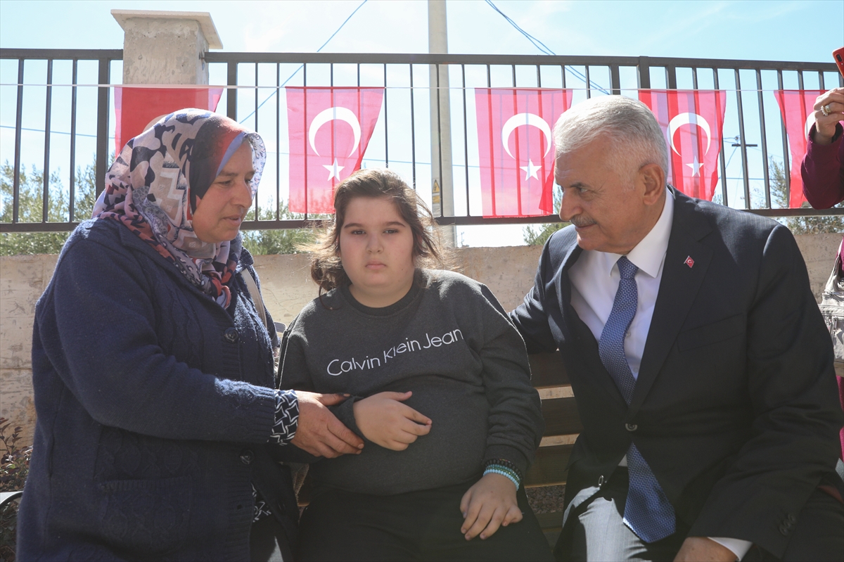 AK Parti Genel Başkanvekili Yıldırım, İzmir'de partililerle değerlendirme toplantısında konuştu: