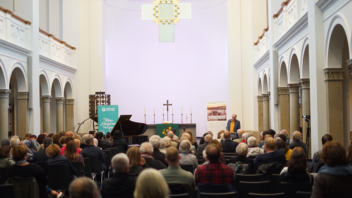 KÖLN (AA) – Almanya'nın Köln kentinde, İstanbul ile Köln'ün kardeş