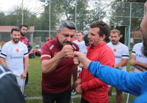 - Bedensel Engelliler Federasyonu Başkanı Muaz Ergezen, milli takım kampını