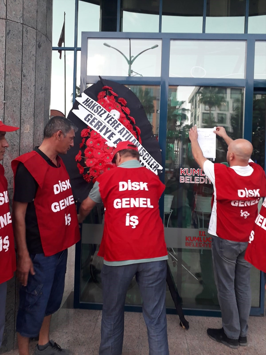 Antalya’da Kumluca Belediyesinden işçi çıkarıldığı iddiası