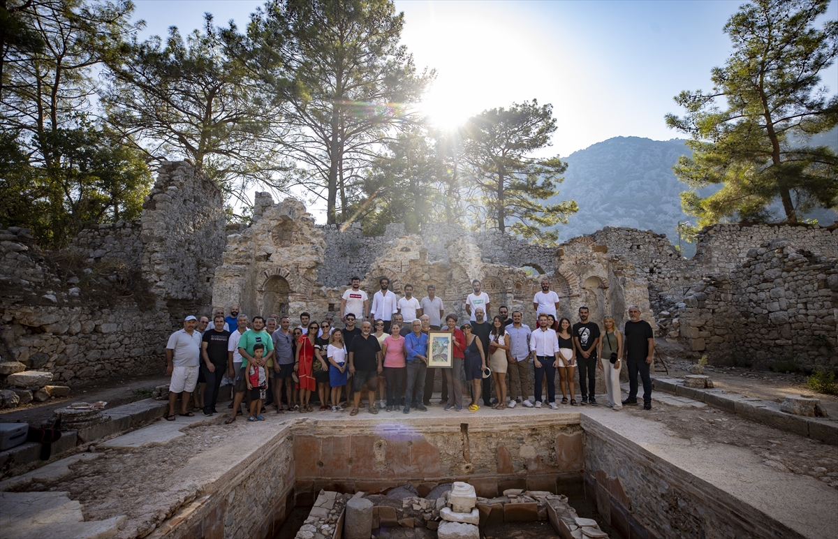 Antalya'daki Olimpos Antik Kenti'nde kazı başkanlığında görev değişimi yapıldı