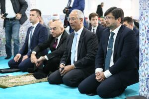 VİYANA (AA) – Avusturya’da bünyesinde 60’ın üzerinde cami barındıran Avusturya