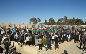 BAKÜ (AA) – Azerbaycan'da, Ermenistan'ın işgali altındaki toprakların kurtarılması için