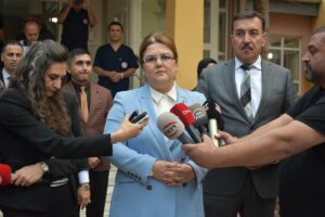 - "Malatya özellikle Doğu Anadolu Bölgesi'nde eskiden beri ekonomisi ile