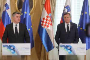 BRDO KOD KRANJA (AA) – Batı Balkanlar liderleri, Balkanlar'da bölgesel