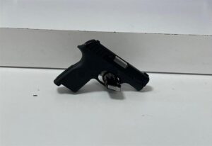 İSTANBUL (AA) – İstanbul Beylikdüzü'nde 2 kişinin yaralandığı silahlı kavga