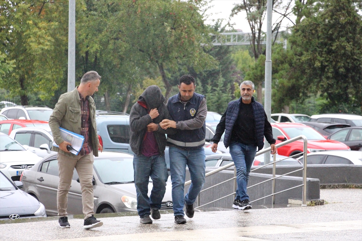 Bolu'da yaşlı adamın emekli maaşını gaspla suçlanan şüpheli yakalandı