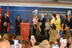 GİRESUN (AA) – CHP Genel Başkanı Kemal Kılıçdaroğlu, "Türkiye'ye yeni