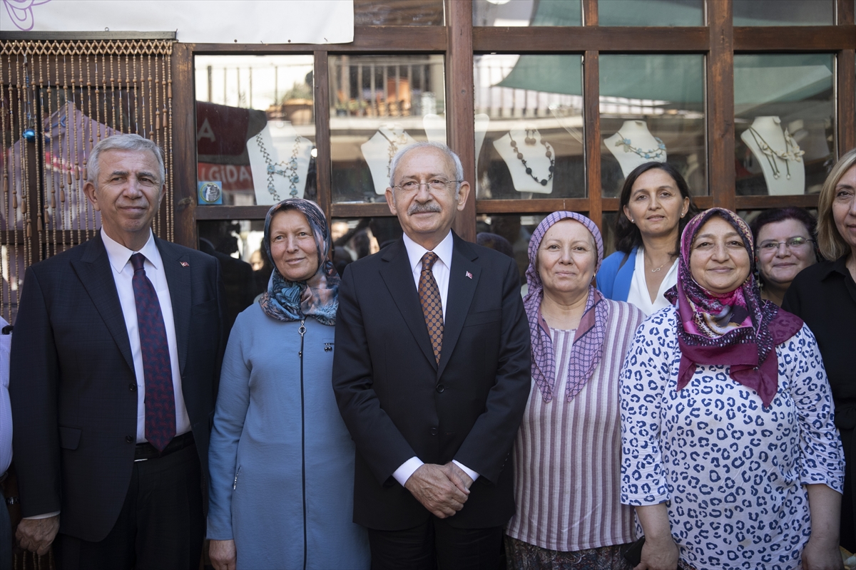 CHP Genel Başkanı Kılıçdaroğlu, Nallıhan'da esnafı ziyaret etti