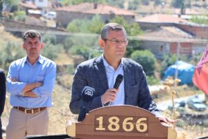 MANİSA (AA) – CHP Grup Başkanvekili Özgür Özel ile Genel