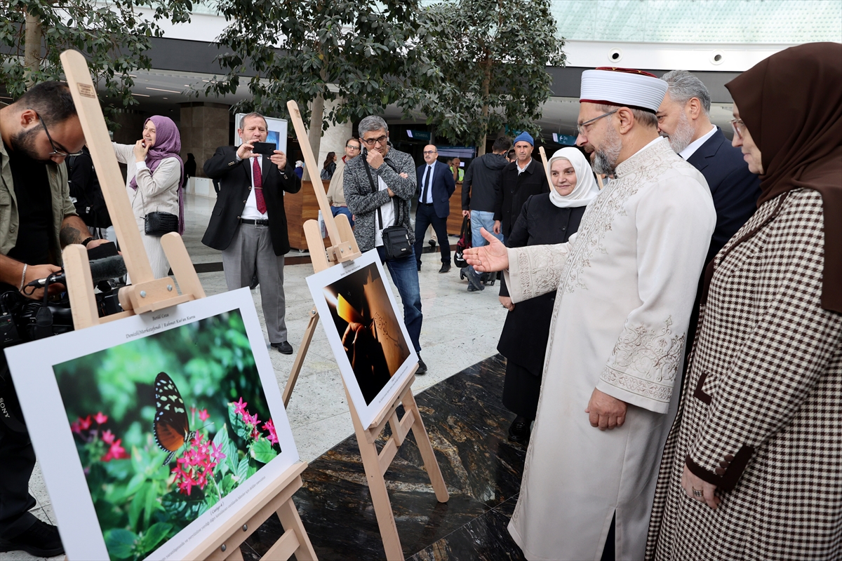 Diyanet İşleri Başkanı Erbaş “Kadrajımda Ayet Var” fotoğraf sergisini açtı