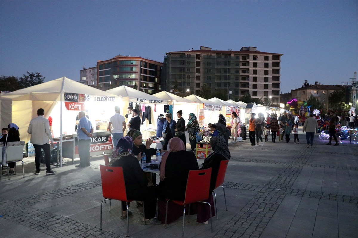 Elazığ'da “4. Geleneksel Salçalı Köfte Festivali” başladı