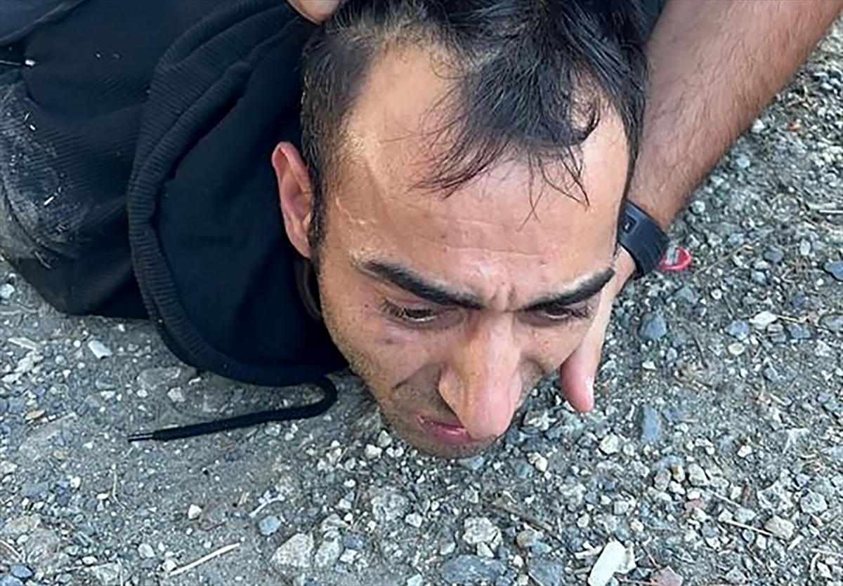 GÜNCELLEME 3 – Fatih'te silahla ateş edilen 2 polis memuru yaralandı