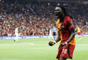 - Galatasaray: 1 - Gaziantep FK: 1 (İlk yarı)