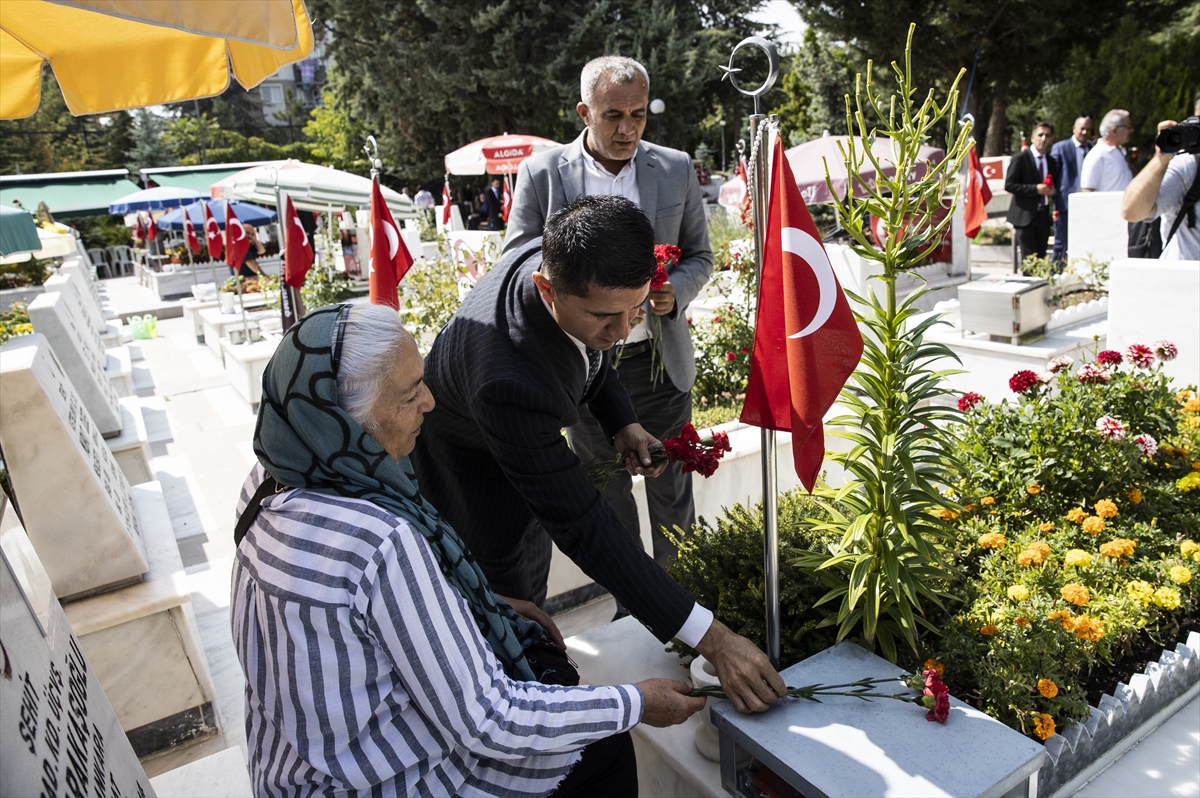 Gaziler Günü dolayısıyla Cebeci Şehitliği'nde mevlit okutuldu