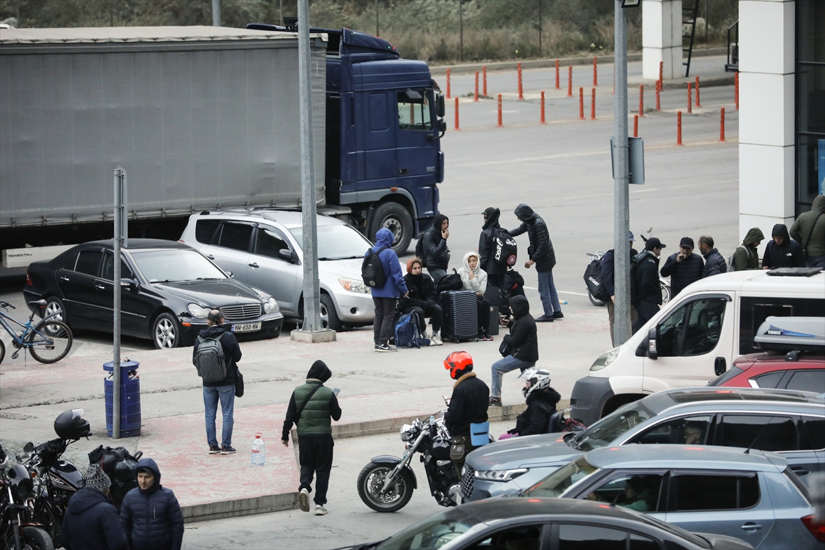 Gürcistan: Ülkeye giriş yapan Rusya vatandaşların sayısı yaklaşık yüzde 45 arttı