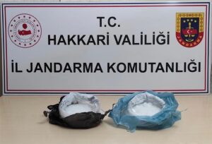 HAKKARİ (AA) – Hakkari'nin Yüksekova ve Derecik ilçelerinde 25 kilo