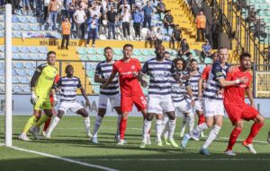 - HangiKredi Ümraniyespor: 0 - Kasımpaşa: 1 (İlk yarı)