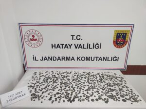HATAY (AA) – Hatay'ın merkez Antakya ilçesinde evinde 1127 sikke